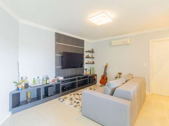 Excelente apartamento mobiliado com 1 suíte mais 2 quartos à venda no bairro Anita Garibaldi em Joinville - SC por R$ 540.000,00.