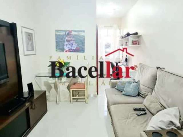 Apartamento com 2 quartos à venda na Rua Vinte e Quatro de Maio, Méier, Rio de Janeiro, 65 m2 por R$ 165.000