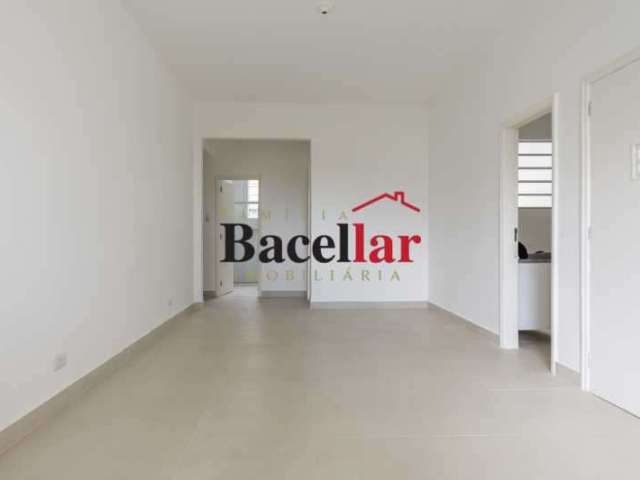 Apartamento com 3 quartos para alugar na Rua Professor Everardo Backeuser, Méier, Rio de Janeiro, 95 m2 por R$ 2.400