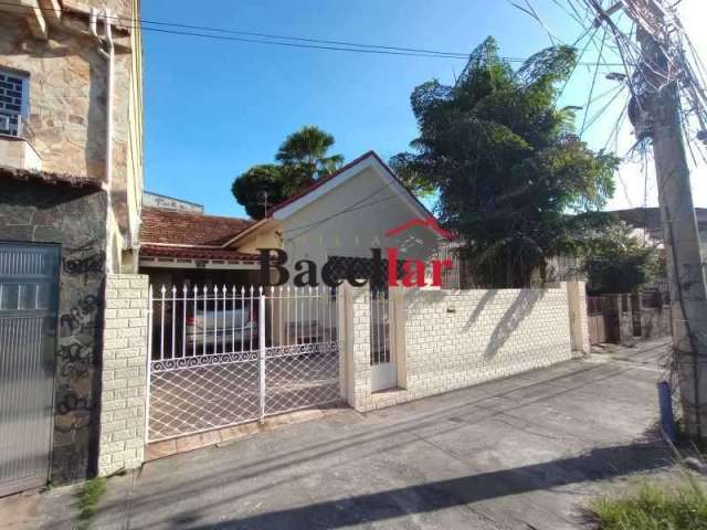 Casa com 4 quartos para alugar na Rua Cotia, Riachuelo, Rio de Janeiro, 216 m2 por R$ 3.000