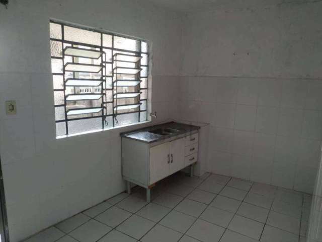 Casa com 1 dormitório para alugar, 50 m² por R$ 950,00/mês - Jabaquara - São Paulo/SP