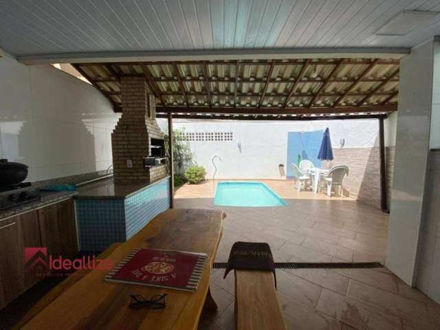 Casa em condomínio fechado com 3 quartos à venda na Praia do Morro, Guarapari  por R$ 890.000