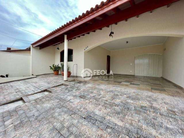 Casa com 3 dormitórios à venda, 247 m² por R$ 800.000,00 - Vila Grego - Santa Bárbara D'Oeste/SP