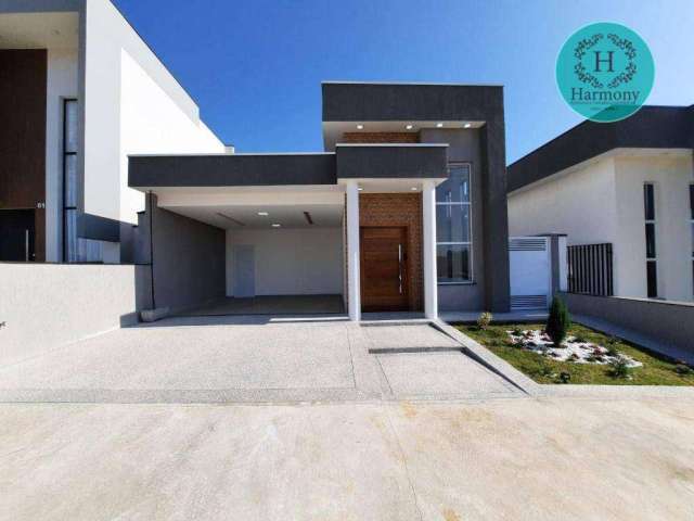 Casa com 3 dormitórios à venda, 135 m² por R$ 830.000,00 - Condomínio Malibu - Caçapava/SP