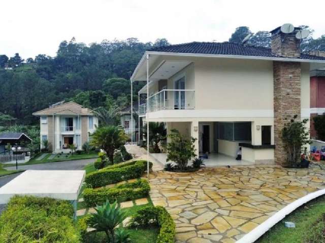 Casa em condomínio fechado com 4 quartos à venda na Estrada Francisco Smolka, Quebra Frascos, Teresópolis por R$ 1.750.000