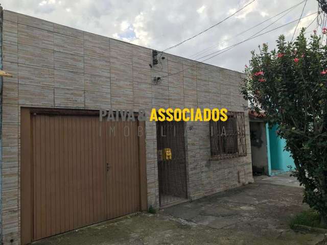 Casa com 4 quartos à venda na Doutor João Pessoa, 209, Centro, Pelotas por R$ 350.000