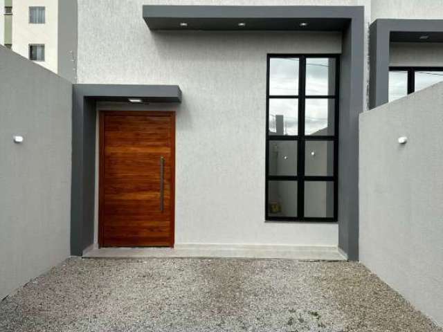 Casa de 3/4 sendo 1 suíte, pé direito alto, garagem p/ 2 carros por R$ 290.000 (OPORTUNIDADE!)