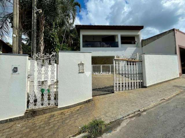 Casa com 3 dormitórios à venda, 500 m² por R$ 800.000,00 - Vossoroca - Votorantim/SP