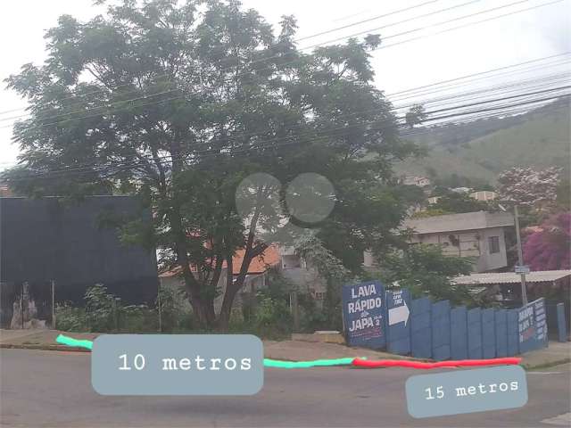 Terreno Comercial e Residencial na Avenida São João em Bom Jesus dos Perdões/ SP