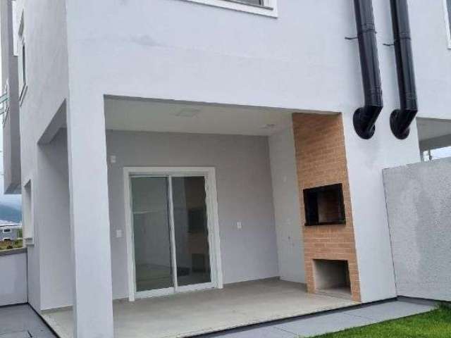 Casa em condomínio fechado com 3 quartos à venda na Rua Claudio Espindola, 147, Nova Palhoça, Palhoça por R$ 620.000