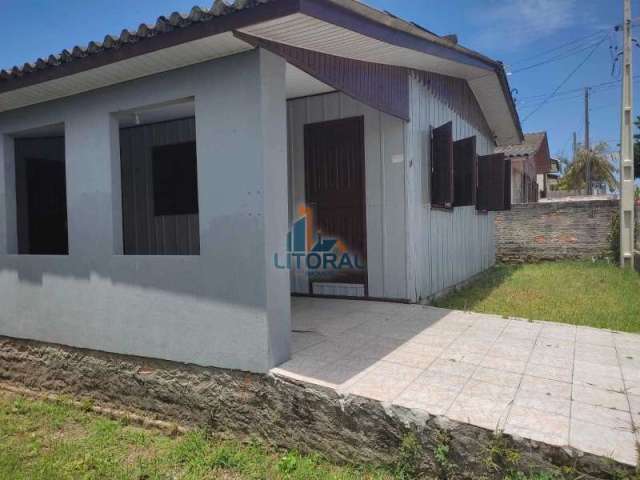Casa 02 dormitórios 01 banheiro no bairro Coloninha Araranguá SC