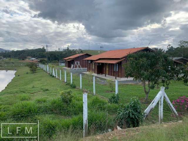 Chácara / sítio com 2 quartos à venda na Estrada Morro Alto, 000, Zona Rural, Balneário Piçarras, 70 m2 por R$ 1.200.000