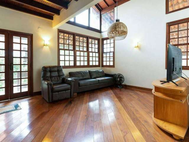 Casa com 4 dormitórios à venda, 340 m² por R$ 1.480.000 - Itaipu - Niterói/RJ