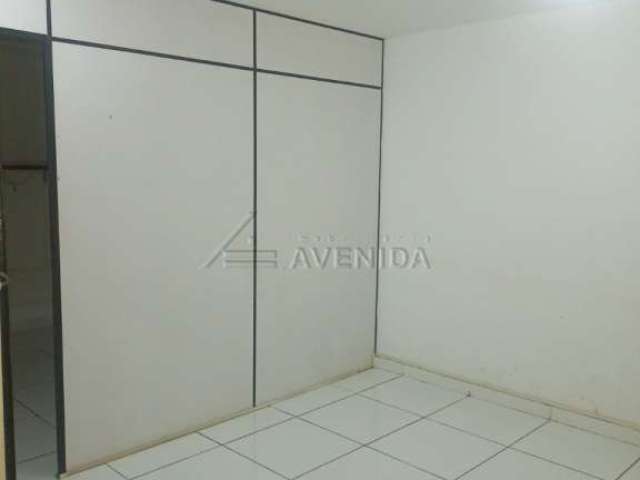 Sala comercial com 1 sala para alugar na Rua Pernambuco, --, Centro, Londrina por R$ 700