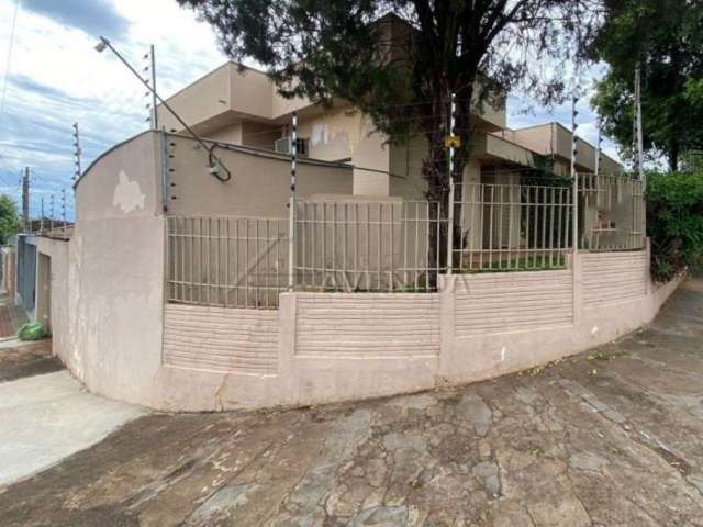 Casa com 4 quartos à venda na Chile, --, Centro, Londrina por R$ 470.000