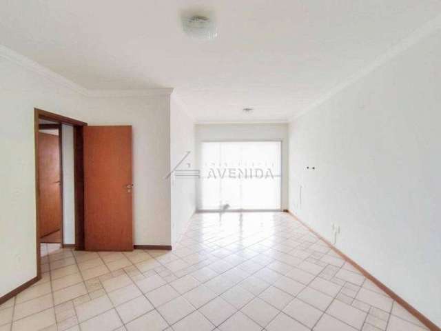 Apartamento com 3 quartos para alugar na Rua Guararapes, --, Jardim Higienópolis, Londrina por R$ 2.400