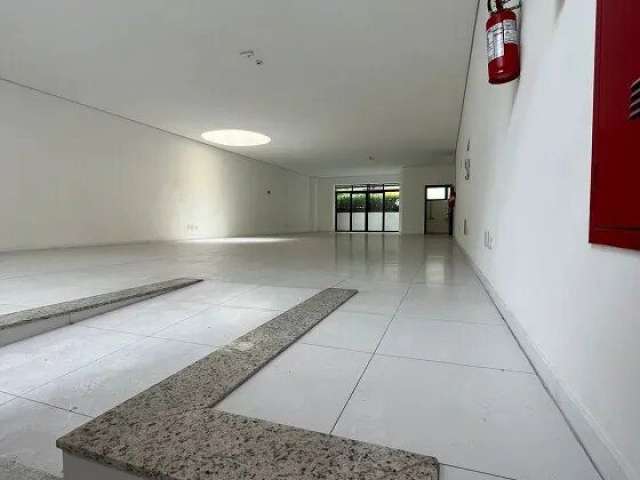 Loja para locação com 215m² no Centro de Curitiba - PR