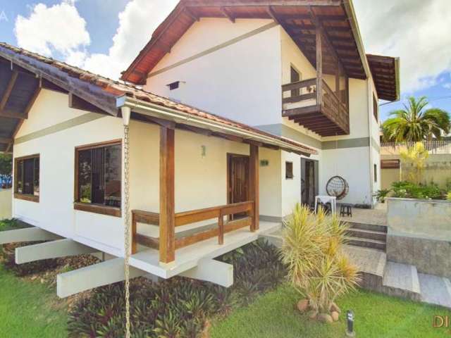 Casa com 5 quartos à venda na Rua Piratuba, 119, Garcia, Blumenau, 480 m2 por R$ 1.200.000