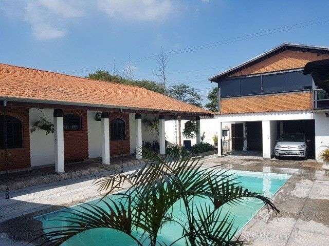 Casa no Jardim Sônia Maria em Mauá com 3 quartos, 1 suíte, 500 m², 5 vagas!