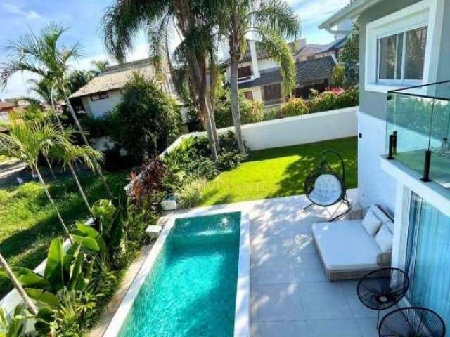 Casa com 5 dormitórios à venda, 347 m² por R$ 4.980.000,00 - Jurerê - Florianópolis/SC