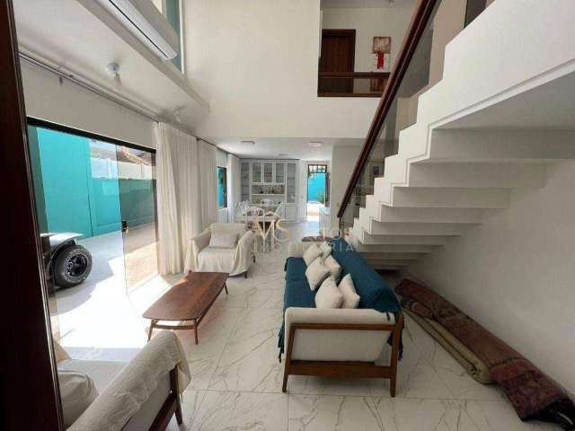 Casa com 4 dormitórios à venda, 300 m² por R$ 4.700.000,00 - Jurerê - Florianópolis/SC