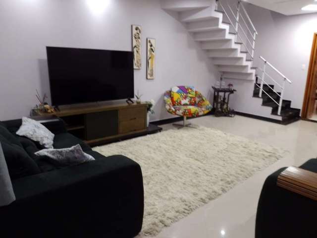 Casa com 3 quartos à venda no Jordanópolis, São Bernardo do Campo , 210 m2 por R$ 900.000