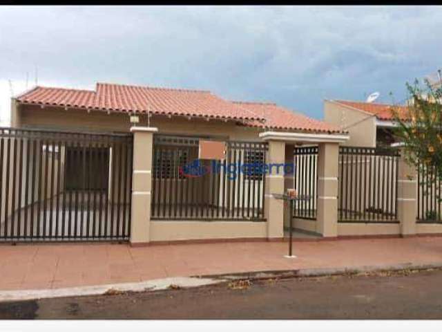 Casa com 3 dormitórios à venda, 170 m² por R$ 480.000,00 - Jardim Capricornio - Rolândia/PR