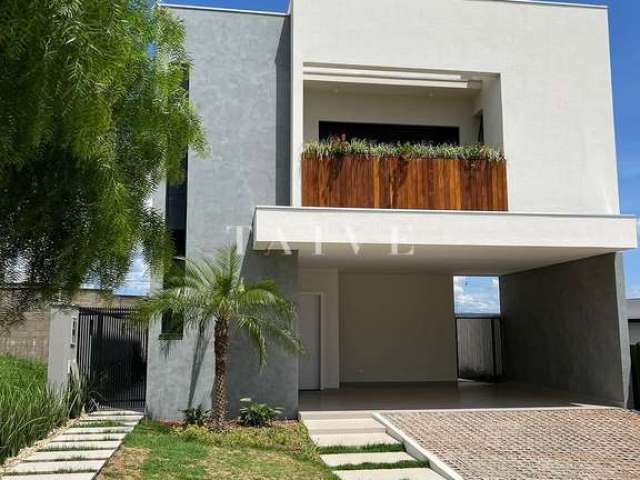 Casa à venda de 235m²/ 2 suítes c/ sacadas (sendo 1 c/ hidro)/2 vagas - Cond. Arangua - Parque Tauá
