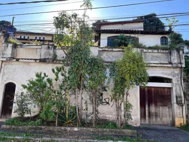 Casa em condomínio fechado com 4 quartos à venda na Rua Bom Conselho, Tanque, Rio de Janeiro, 403 m2 por R$ 440.000