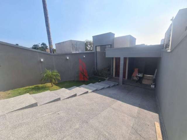 Casa térrea para locação na Vila Oliveira