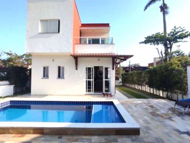 Casa em condomínio fechado com 3 quartos para alugar na RUA SÃO PEDRO, Praia da Lagoinha, Ubatuba por R$ 1.200 Por Dia