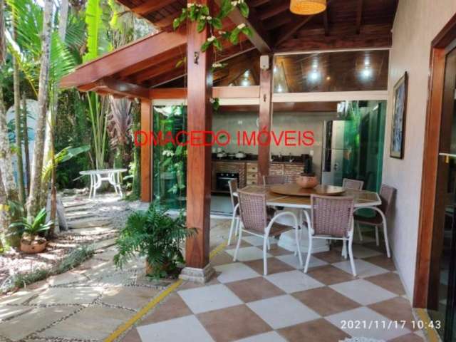 Casa em condomínio fechado com 4 quartos para alugar na RUA BOM RETIRO, 58, Praia da Lagoinha, Ubatuba por R$ 1.200 Por Dia