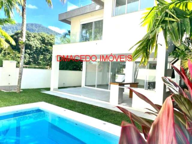 Casa em condomínio fechado com 4 quartos para alugar na RUA MAR VIRADO, 411, Praia da Lagoinha, Ubatuba por R$ 1.300 Por Dia