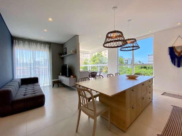Apartamento  à venda no Centro de Piçarras, a 200m da praia, com 2 suites, 92m2 privativos, 1 vaga
