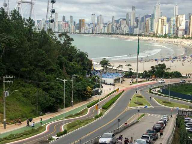 Kitnet vista mar com 1 dormitório à venda por R$ 1.299.000 - Pioneiros - Balneário Camboriú/SC