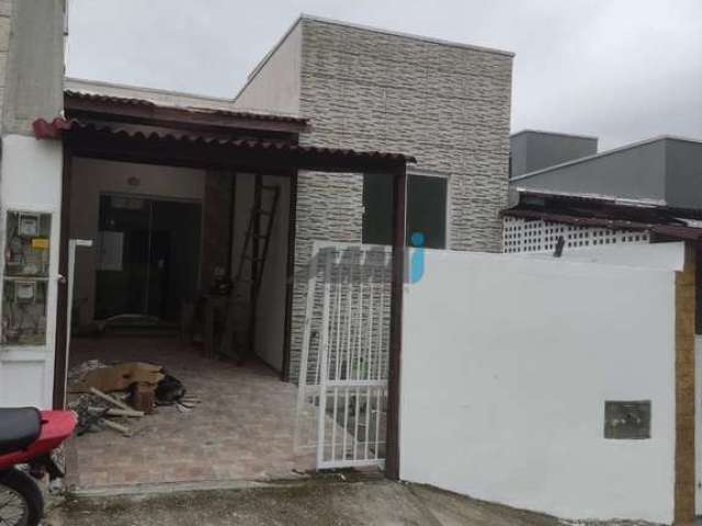 Casa com 2 quartos à venda na pastor amauri geraldo, 477, Nossa Senhora de Fátima, Penha por R$ 290.000