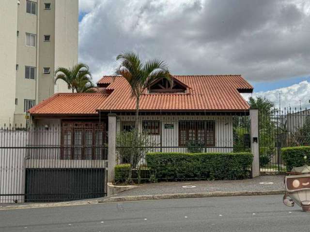 Sobrado com 3 dormitórios(1 suíte) à venda, 352 m² por R$ 2.000.000 - Rua Joaquim de Paula Xavier-Estrela - Ponta Grossa/PR