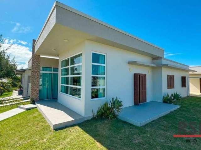 Casa com 3 dormitórios à venda, 130 m² por R$ 680.000 - Bellatorres - Passo de Torres/SC