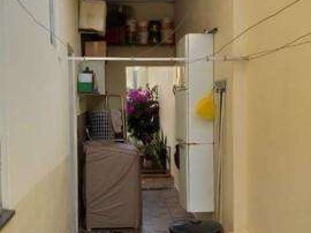Casa para Venda em Uberlândia, Laranjeiras, 2 dormitórios, 1 banheiro, 3 vagas