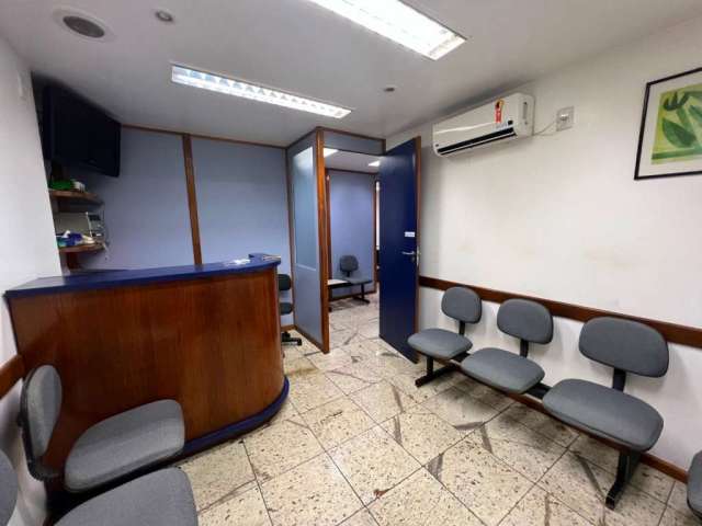 Sala comercial com 2 salas à venda na Avenida Ernani do Amaral Peixoto, 477, Centro, Niterói por R$ 220.000