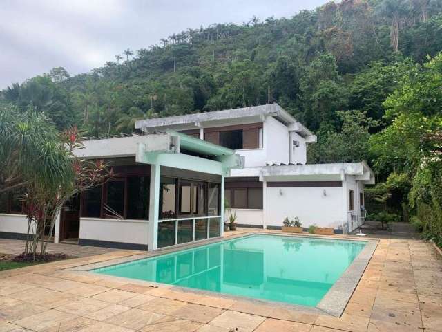 Casa com 3 quartos à venda na Rua das Orquídeas, 910, Itacoatiara, Niterói por R$ 4.950.000