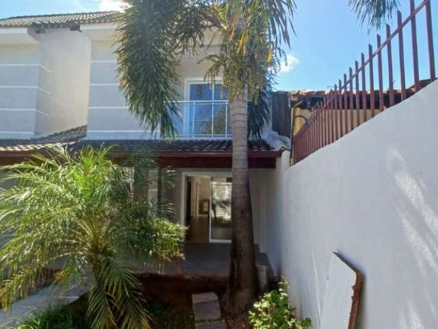 Casa com 3 quartos à venda na Rua Mauricio Lage, 18, Itaipu, Niterói por R$ 730.000