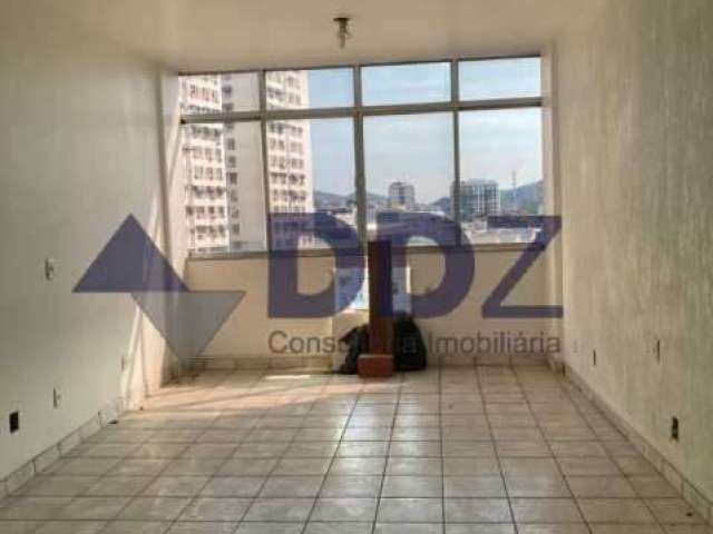 Ponto comercial com 1 sala para alugar na Rua Carolina Machado, Madureira, Rio de Janeiro, 27 m2 por R$ 300