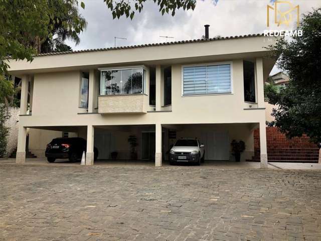 Casa à venda no bairro Jardim Passárgada I - Cotia/SP