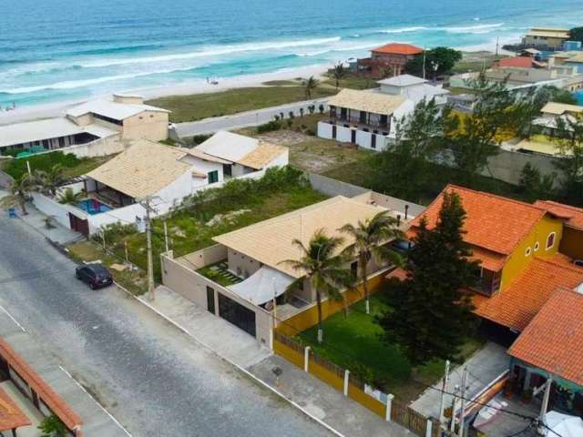 Casa para Venda em Cabo Frio, Praia do Foguete, 3 dormitórios, 3 suítes, 4 banheiros, 2 vagas