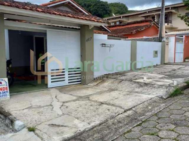 Casa para Venda em São Sebastião, Pontal da Cruz, 2 dormitórios, 1 suíte, 2 banheiros, 2 vagas