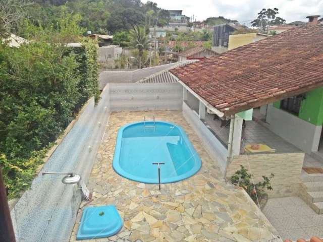 Casa à venda com 4 quartos 1 suíte, 280m² em Tapera da Base Florianópolis
