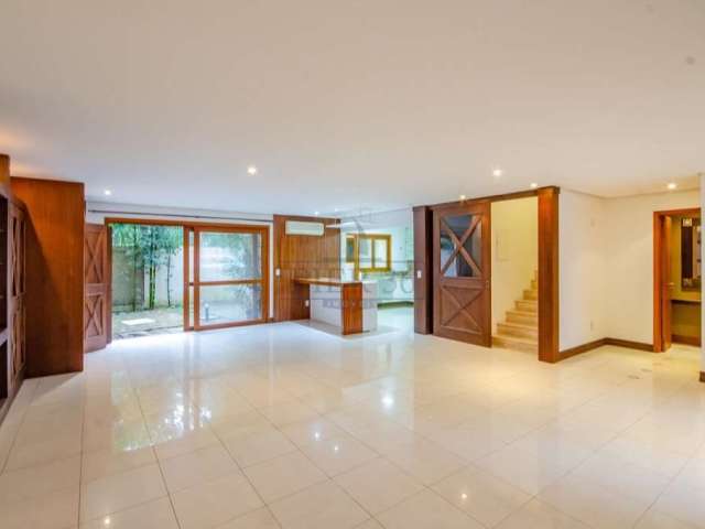 Casa em condomínio fechado com 4 quartos à venda na Travessa Pedra Redonda, 142, Jardim Isabel, Porto Alegre por R$ 1.800.000