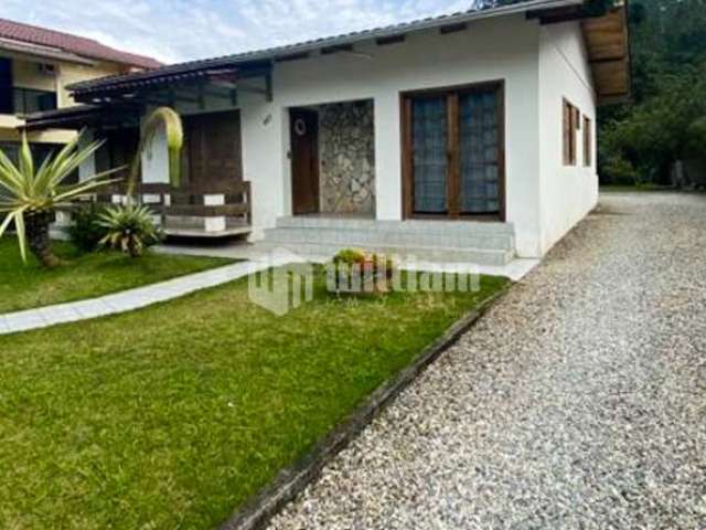 Casa com 3 quartos à venda no Centro, Botuverá , 99 m2 por R$ 649.900