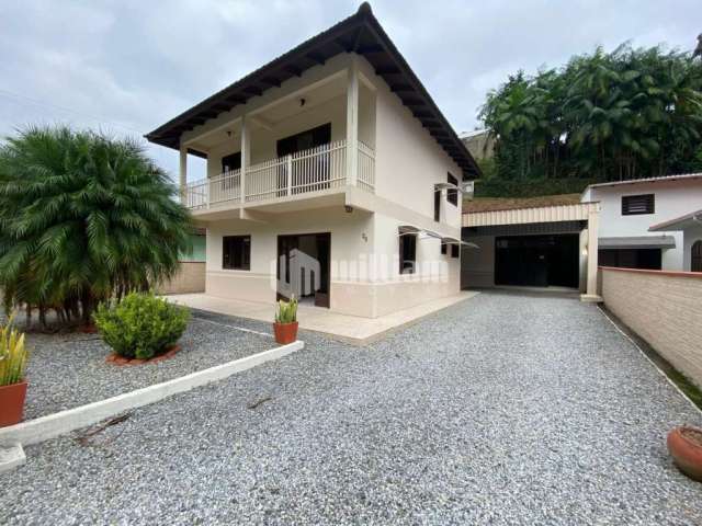 Casa com 5 quartos para alugar no Souza Cruz, Brusque , 130 m2 por R$ 4.800